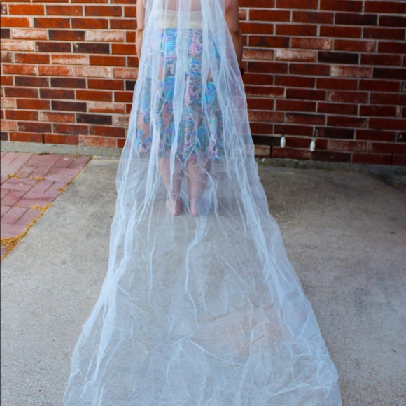 Alfred Angelo Disney Wedding Dress - Sleeping Beauty - Picture 14 of 15